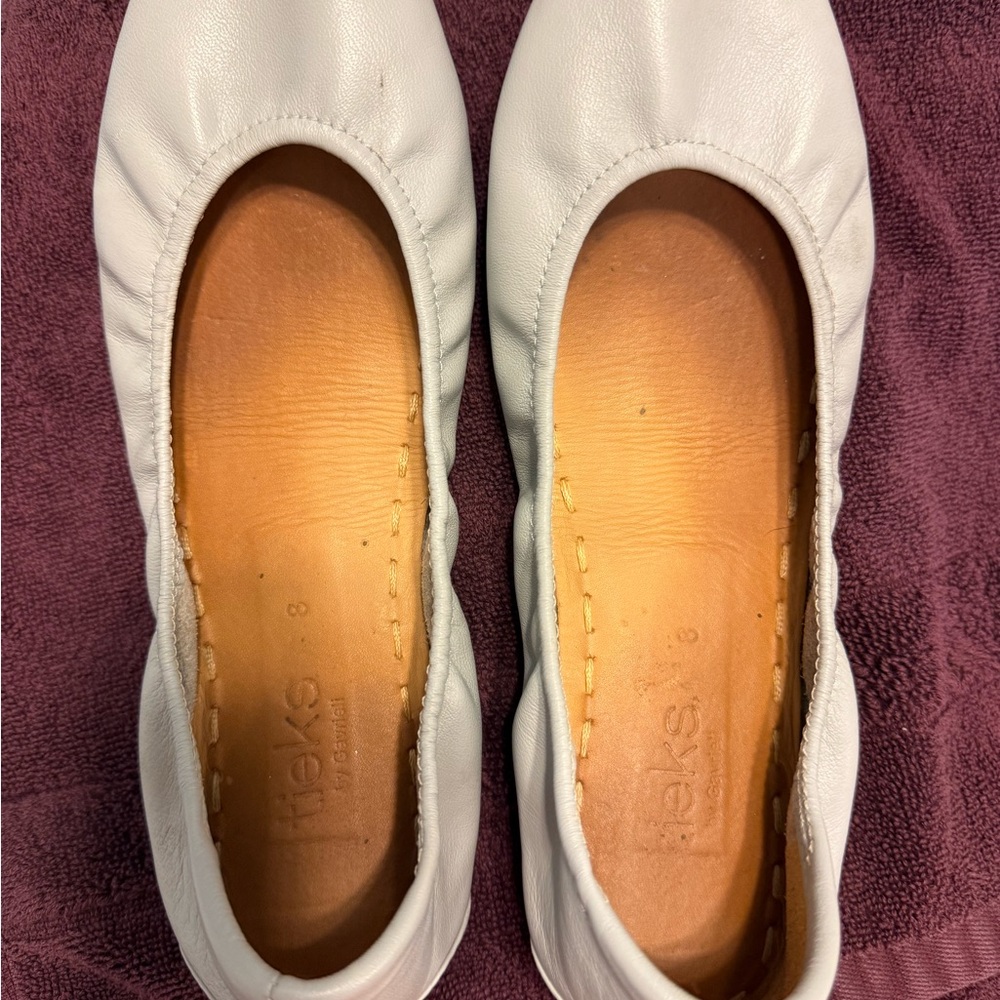 Tieks White Leather Ballet Flats